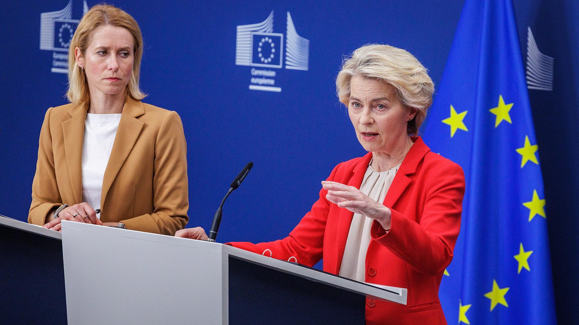 Kaja Kallas y Ursula von der Leyen durante la comparecencia tras la reunión del Consejo Europeo /