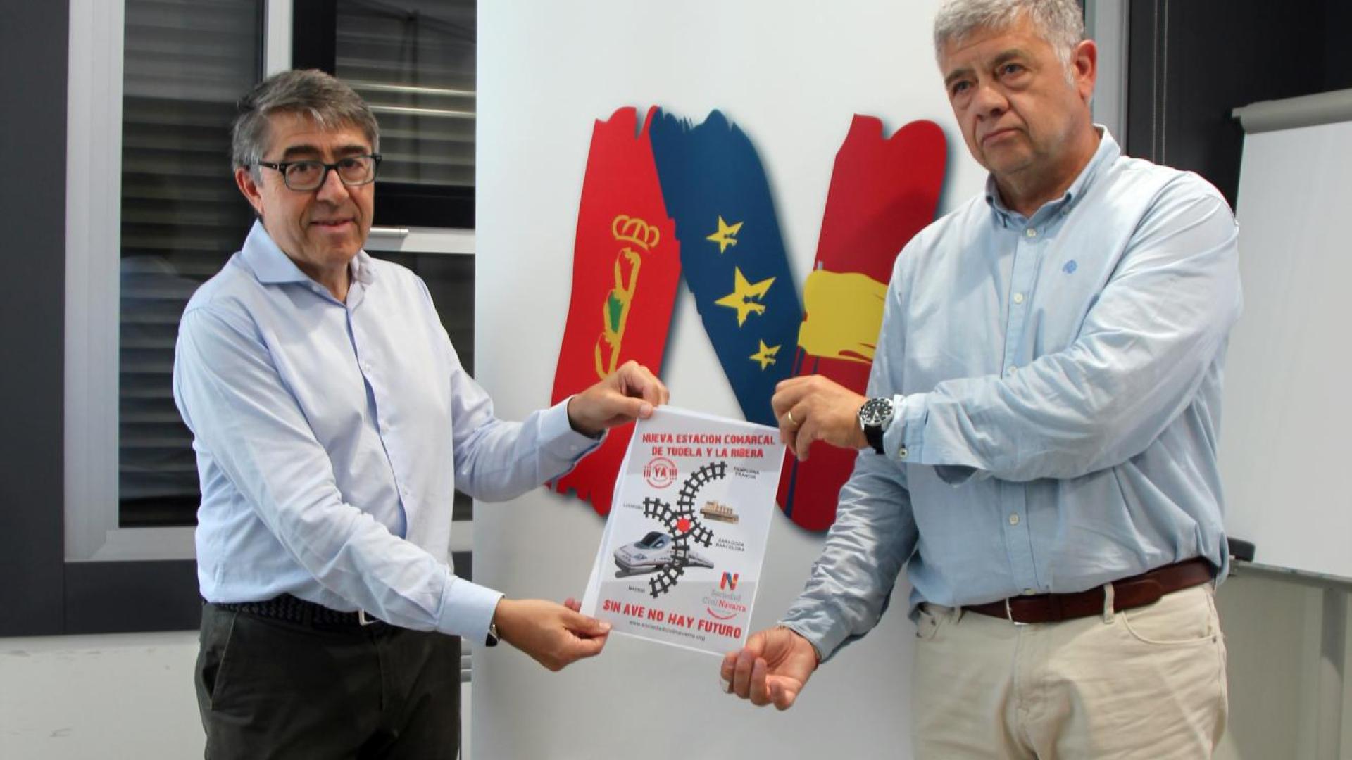 De izda. a dcha.: Eduardo López-Dóriga y José Luis Pérez Lizar