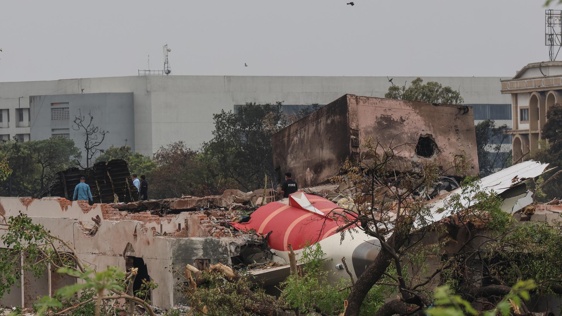 Al menos 265 personas han perdido la vida en el siniestro del avión de Air India