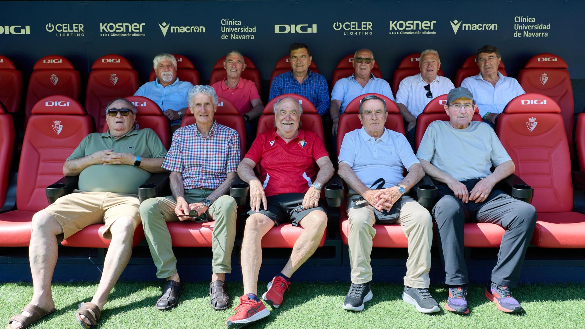 A: J.P. Urdíroz
F: 18-06-2025
P: 
L: Pamplona. Estadio del Sadar. 
T: Veteranos del ascenso a 2ª División en 1975.