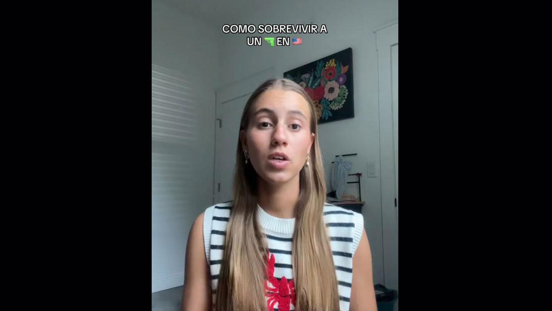 Martina Torralbo ha subido un vídeo a su cuenta de TikTok titulándolo 'Cómo sobrevivir a un tiroteo en un High School'