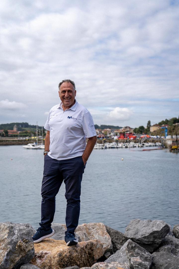 Chente García afonta su decimosegundo Tour de Francia como director.