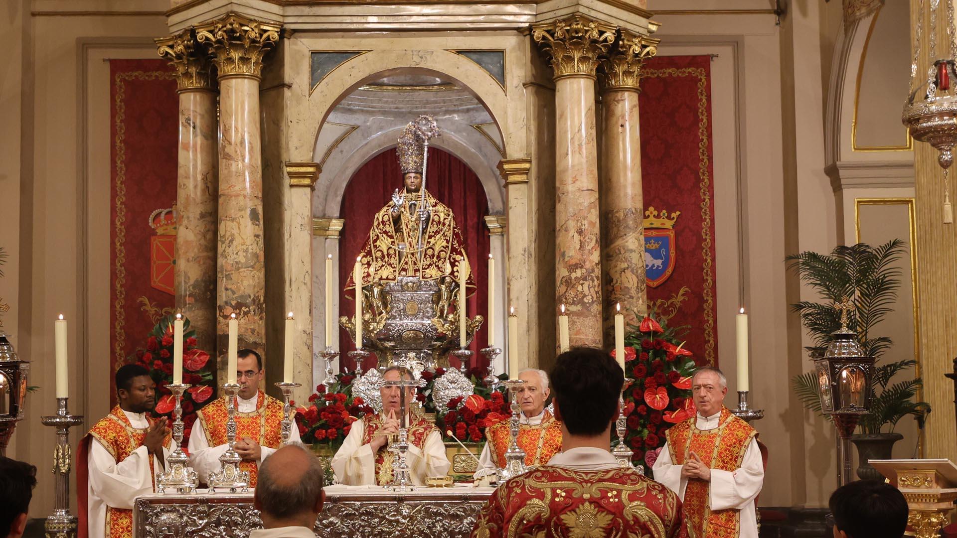 Un momento de la Octava en la capilla de San Fermín