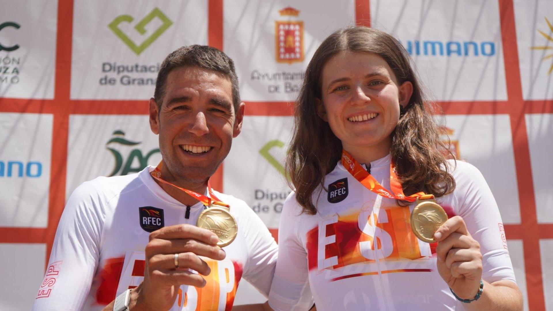 David Valero y la navarra Estíbaliz Sagardoy, campeones de España.