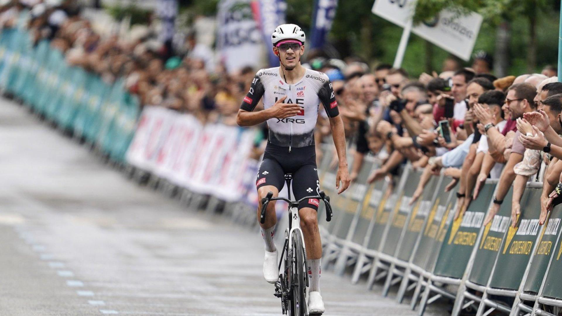 Igor Arrieta celebra su victoria en Ordizia.