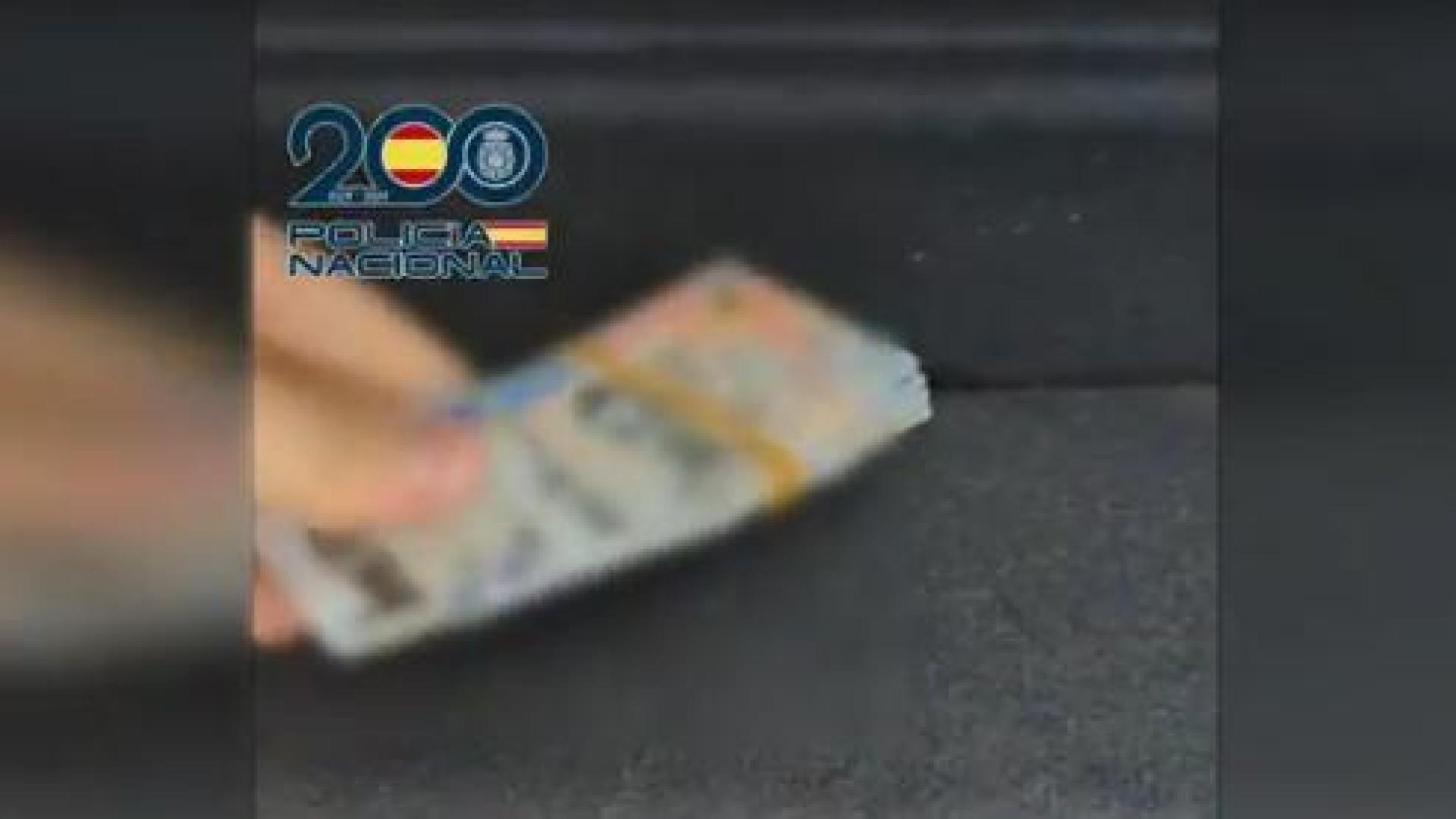 Los arrestados obtenían en el mercado ilícito numerosos DNI previamente sustraídos