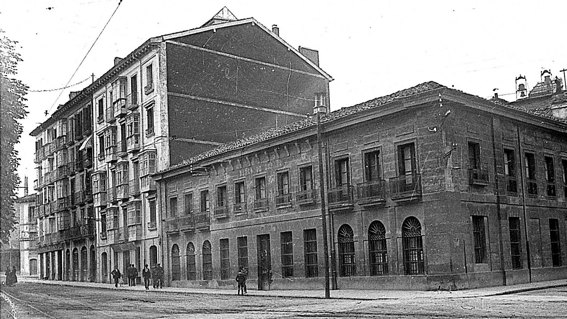 El Descargue o alhóndiga hacia 1900