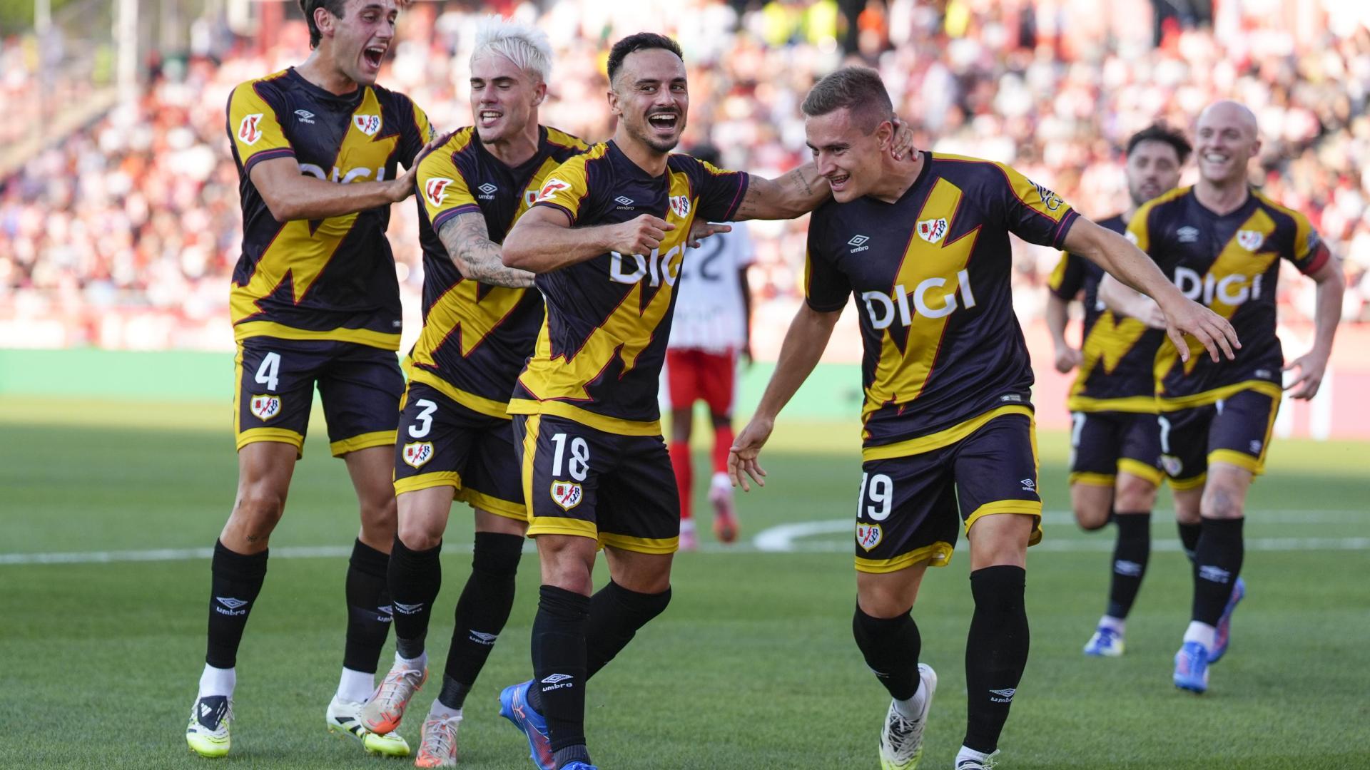 El Rayo abre la liga con victoria en Girona ganando un gol a tres