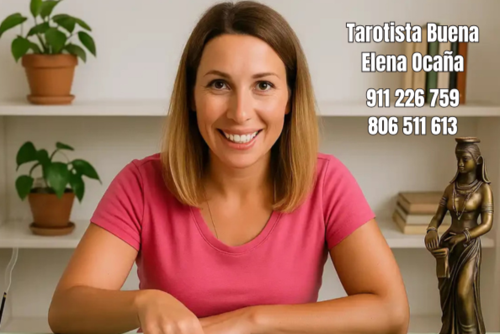 Elena Ocaña se ha hecho un hueco como una de las tarotistas económicas más buscadas