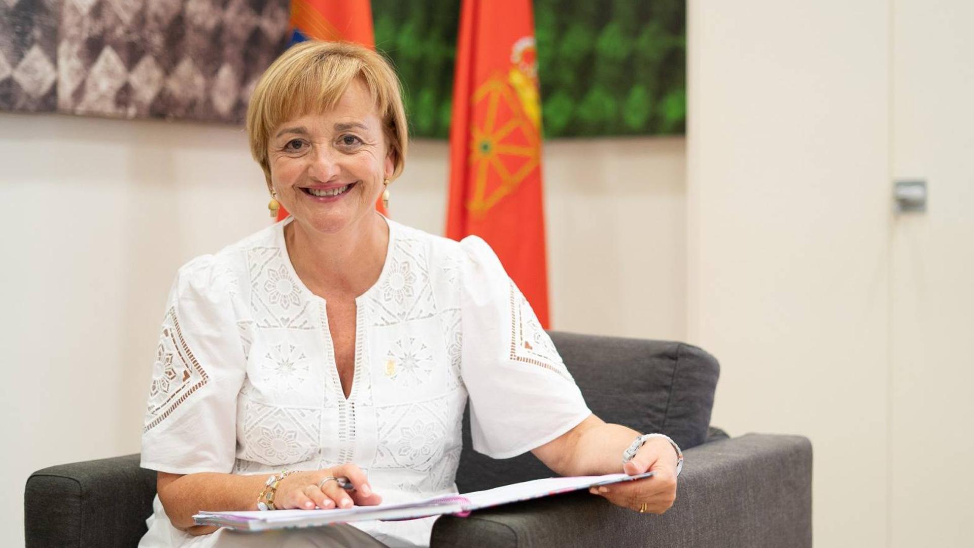 Esther Villanueva, alcaldesa de Marcilla, en su despacho