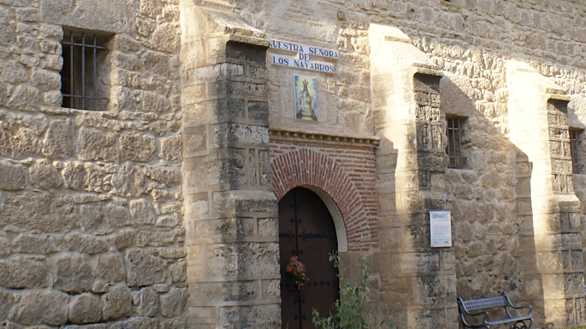 Ermita de Nuestra Señora de los Navarros en Fuentes Claras