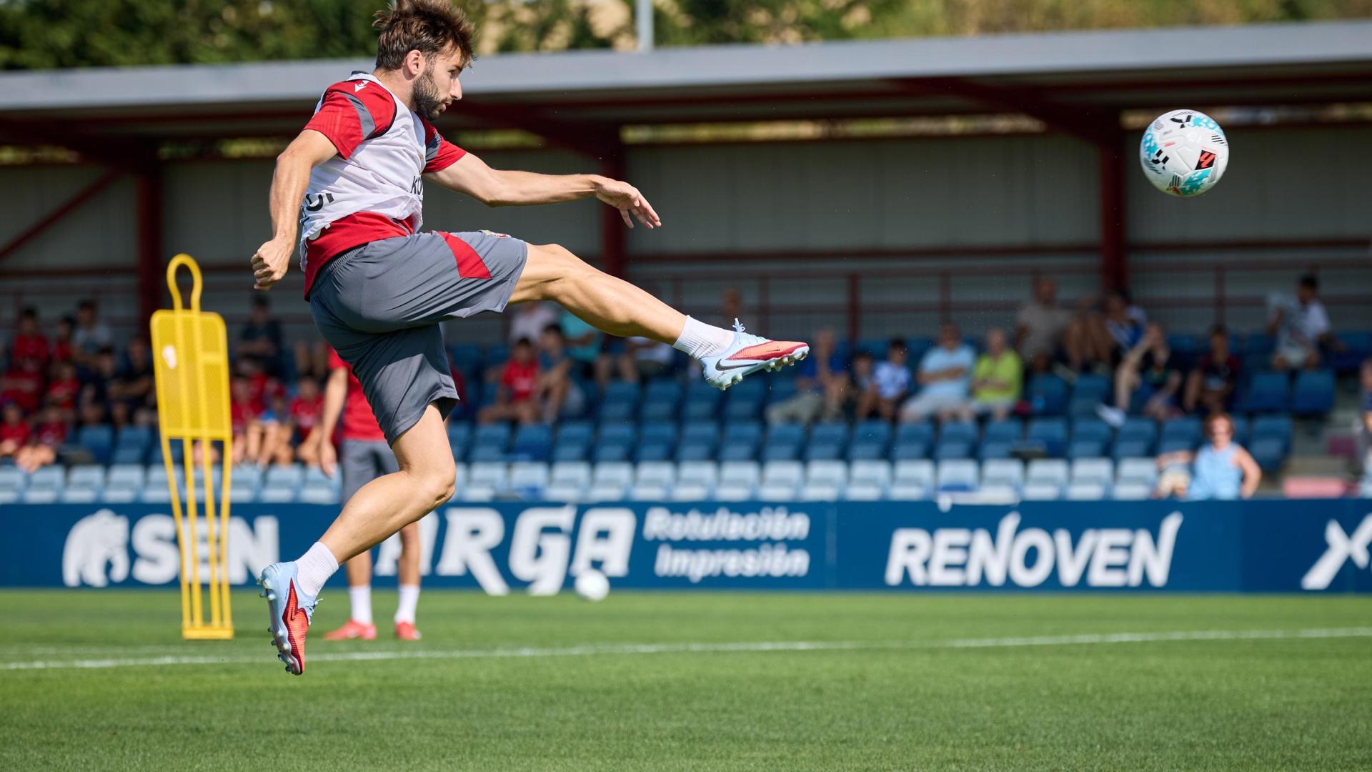 Jon Moncayola, en uno de los entrenamientos de la pretemporada