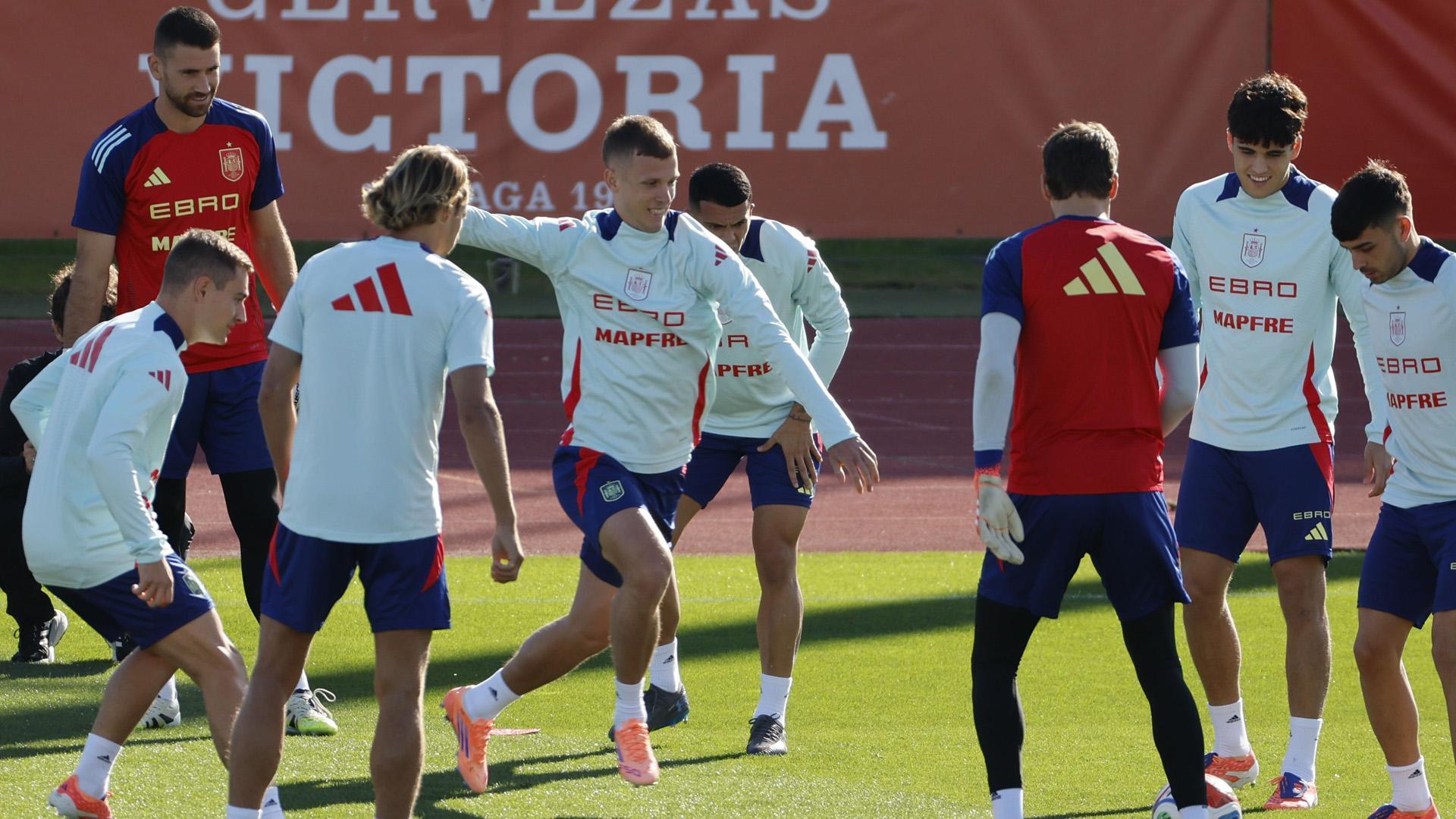Dani Olmo, en el entrenamiento de la selección española de este viernes