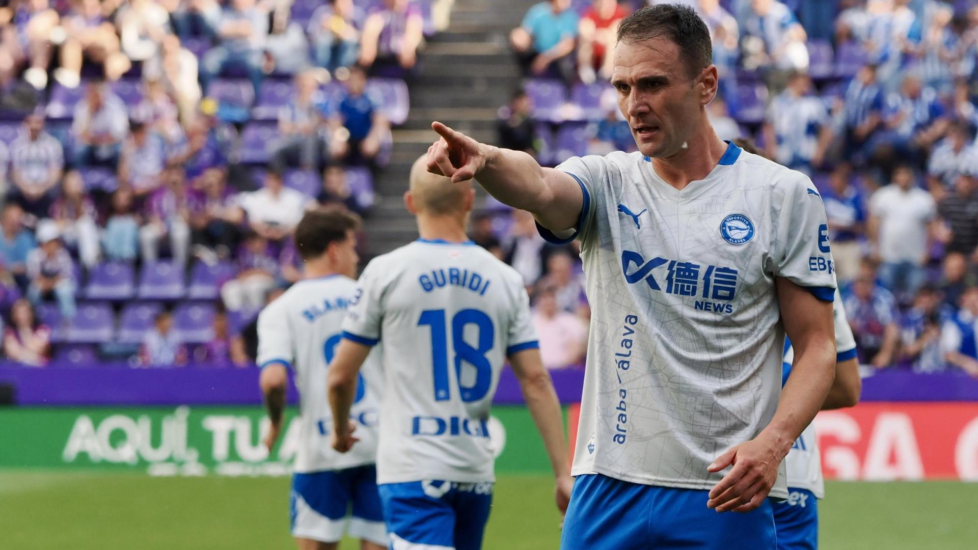 Kike García, en un partido la temporada pasada con el Alavés
