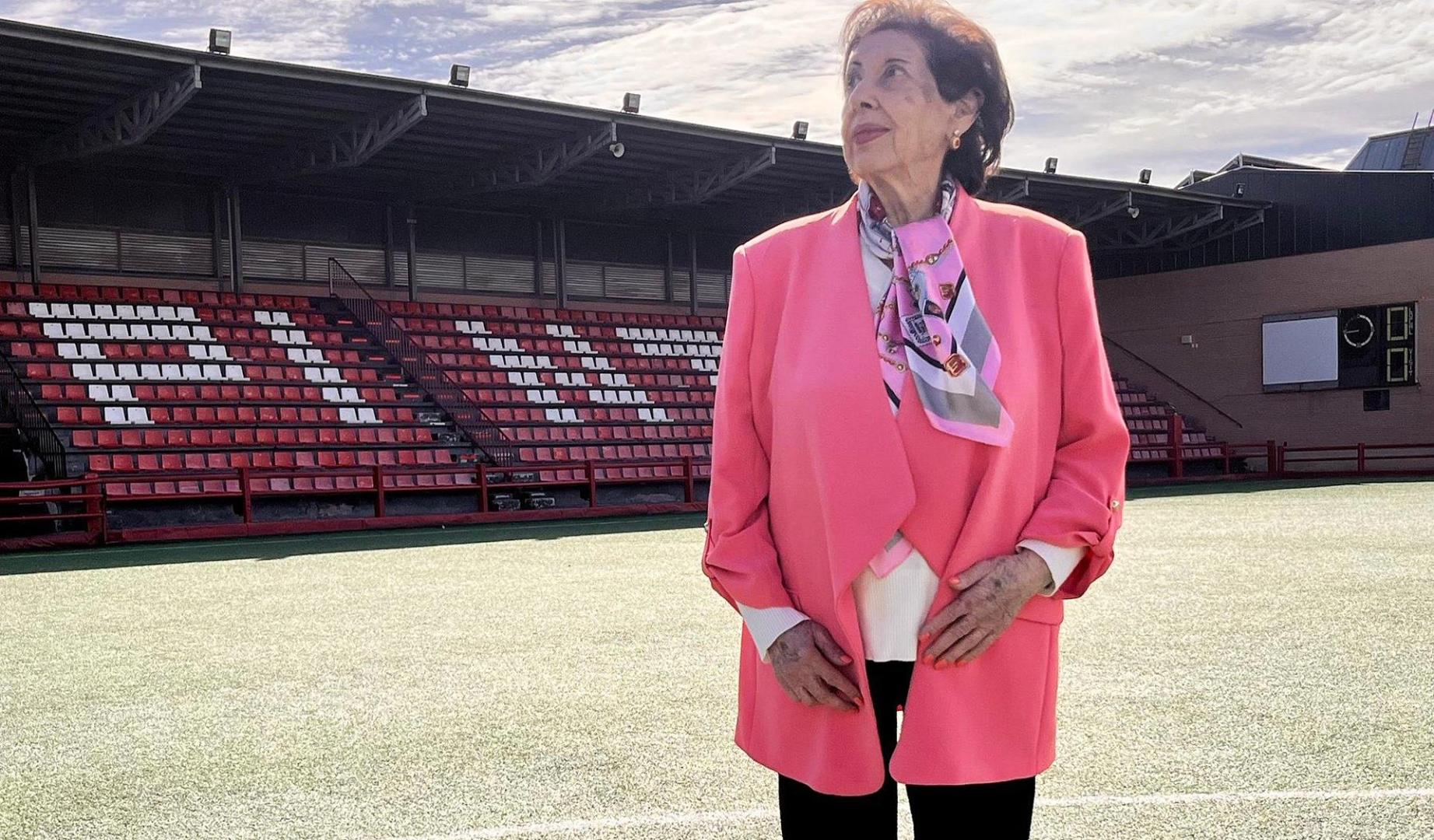 Amelia del Castillo, en un campo de fútbol en una imagen anterior