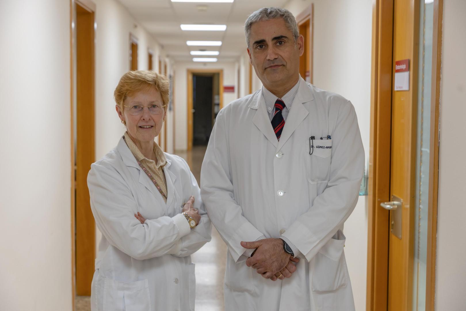 La doctora Gema Frühbeck codirectora del Área de Obesidad de la Clínica junto al doctor Javier Gómez Ambrosi, investigador del Laboratorio de Investigación Metabólica.