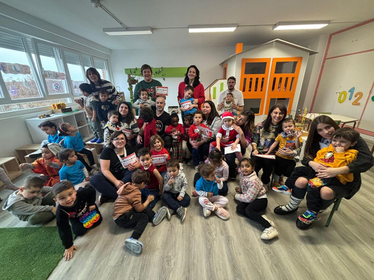 Alumnos, profesores, personal no docente y familias del colegio San Julián se unieron en la jornada contra la leucemia