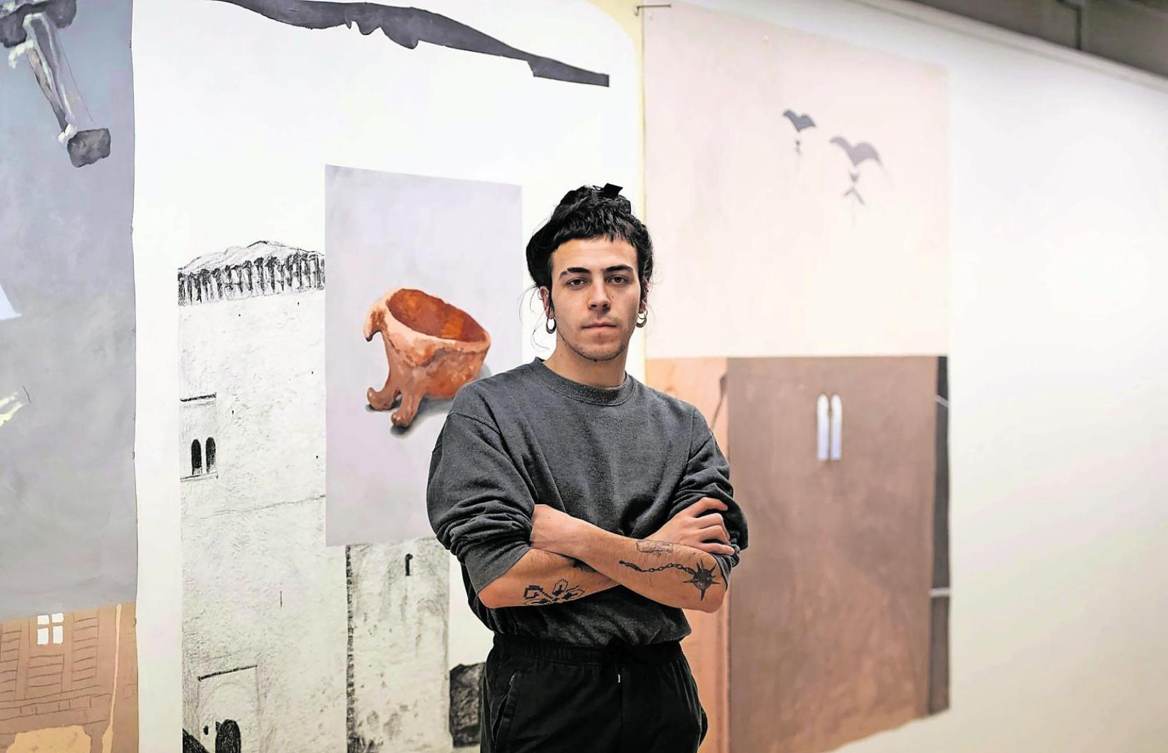 Adrián Irisarri en la exposición de El Sario