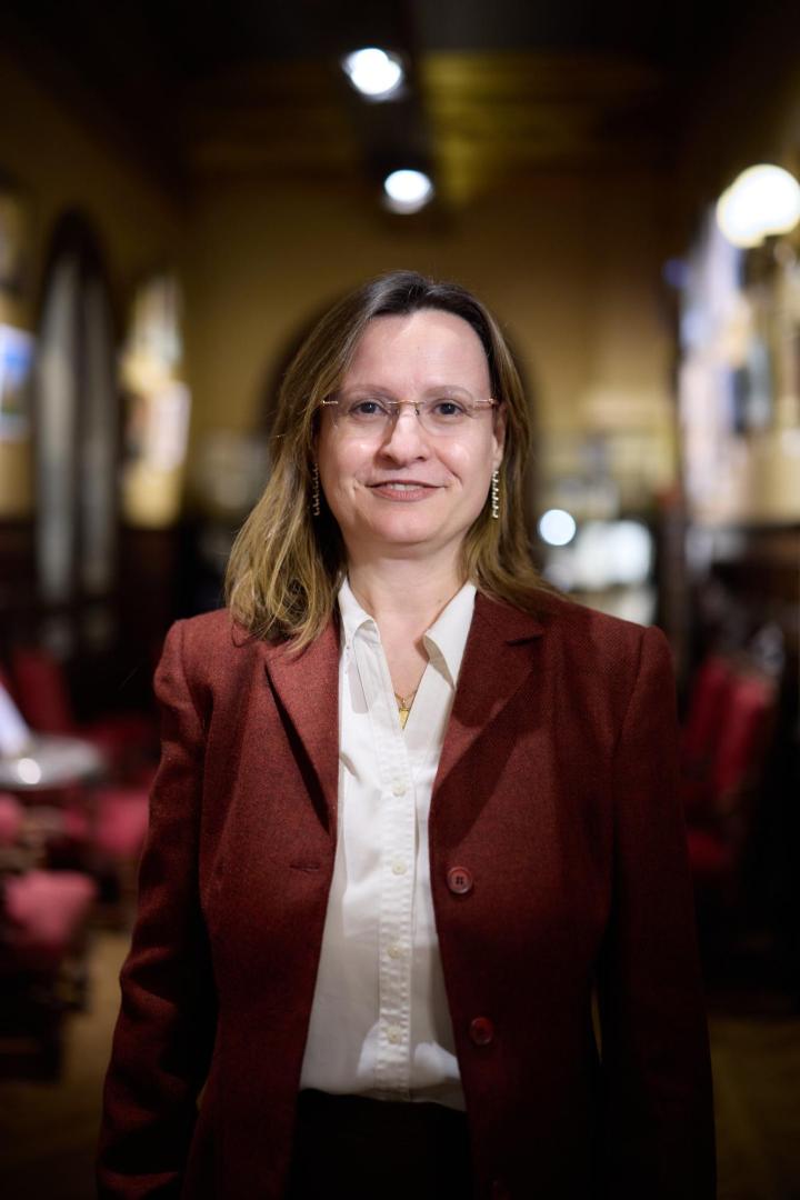 La catedrática de la UPNA Mar Rubio-Varas, antes de la conferencia impartida este miércoles en el Nuevo Casino