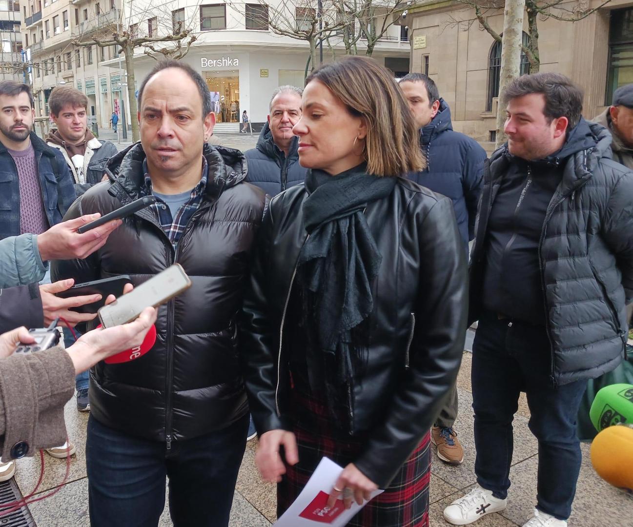 Iván Cacho y Marina Curiel, este viernes, en rueda de prensa