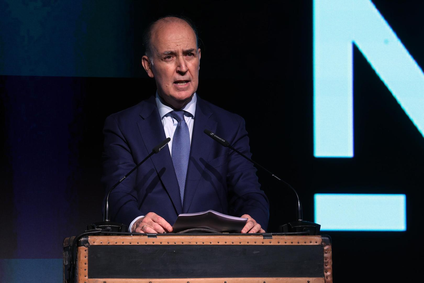 Alfonso Bañón, presidente del Consejo de Administración del grupo La Información, durante la entrega del Premio Navarra Empresarial 2026.