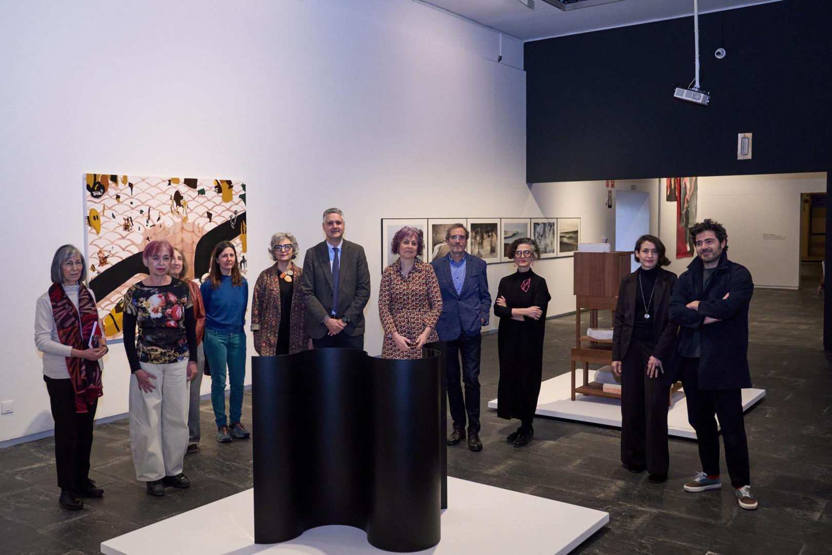 Artistas y responsables culturales y políticos, este jueves en el Museo de Navarra