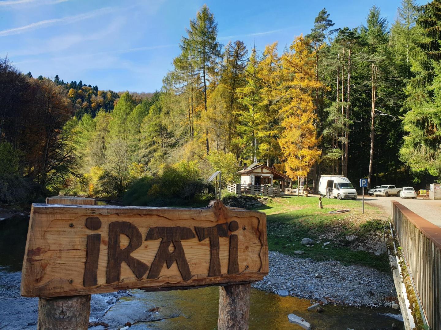 Acceso a la Selva de Irati por la vertiente del valle de Salazar, en el entorno de las Casas de Irati