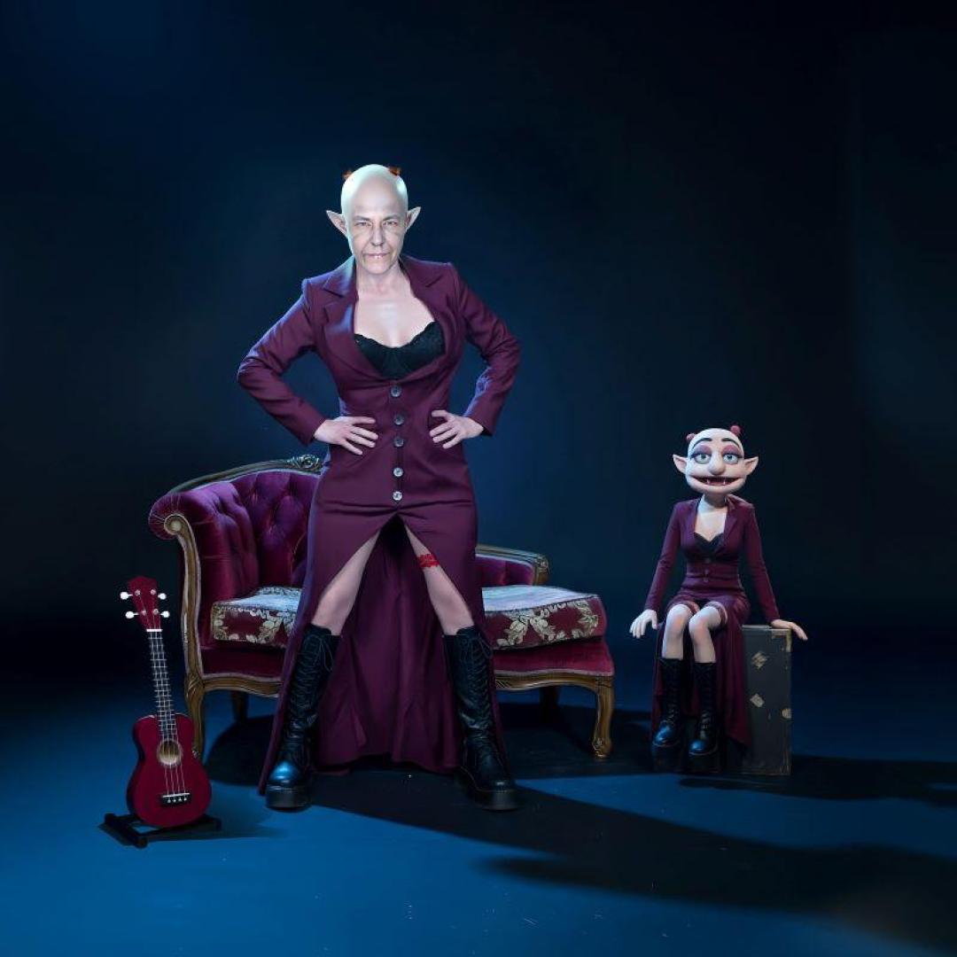 Virginia Senosiáin regresa a la ENT con 'La vamprira'.