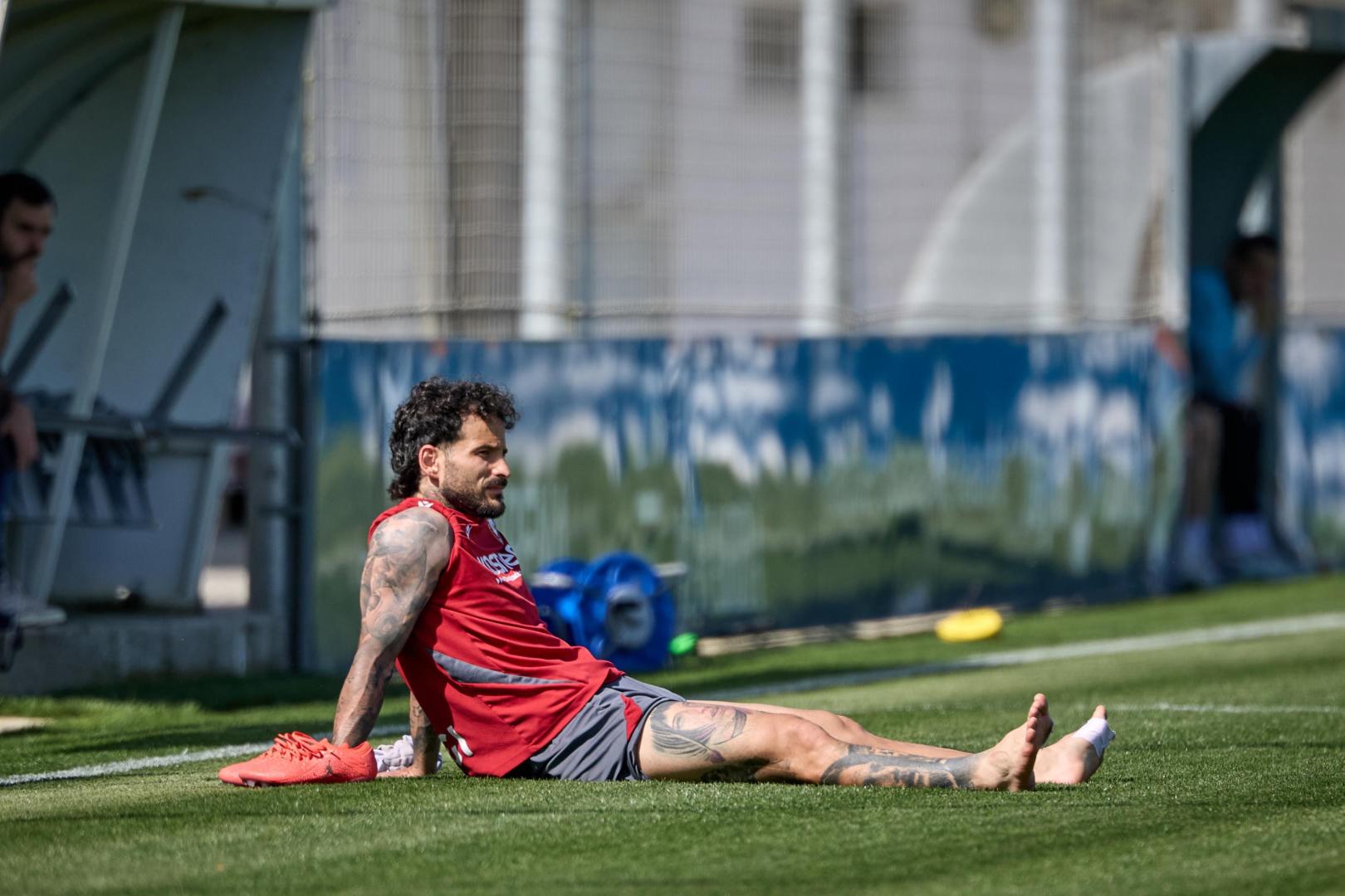 Rubén García, pensativo durante la sesión de recuperación de ayer