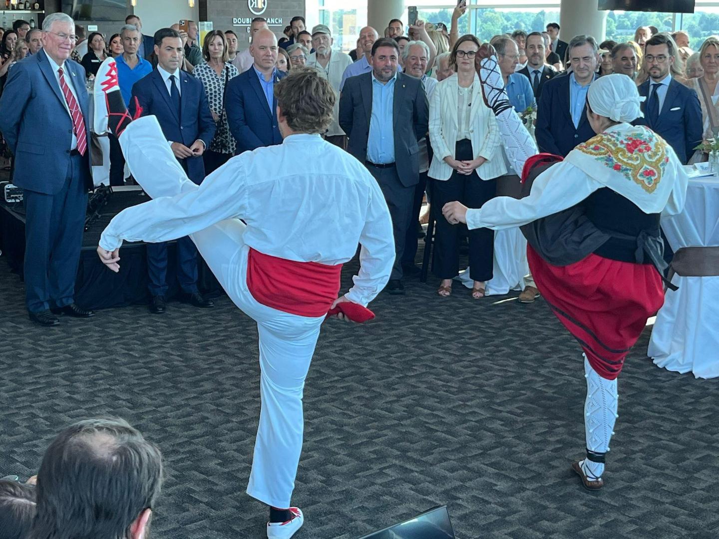 El presidente del Parlamento navarro, Unai Hualde, y otros cargos como el lehendakari vasco Imanol Pradales, en Boise (Idaho), Estados Unidos