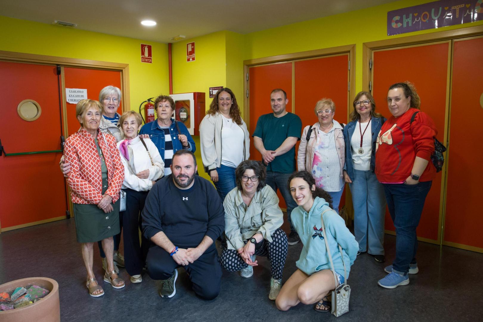 Comisión organizadora del 75 aniversario del Barrio de Lourdes, en la inauguración este lunes de la exposición
