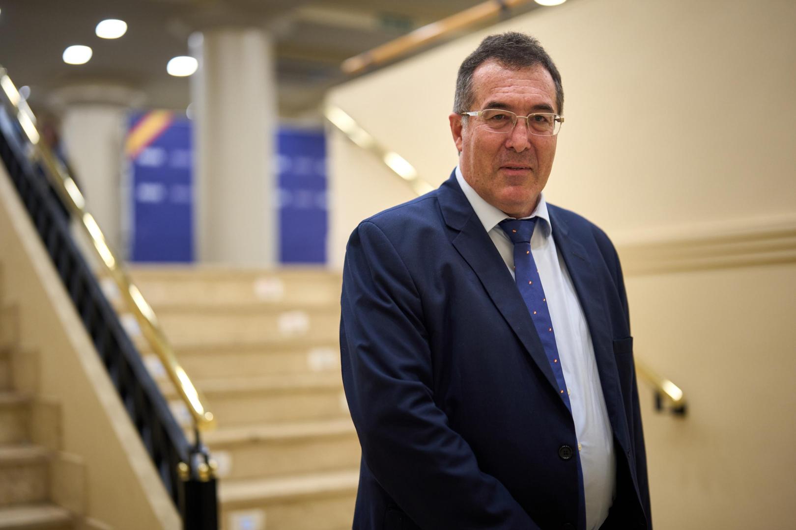 El politólogo Marcelo Gullo visitó este miércoles el Colegio de Médicos de Pamplona