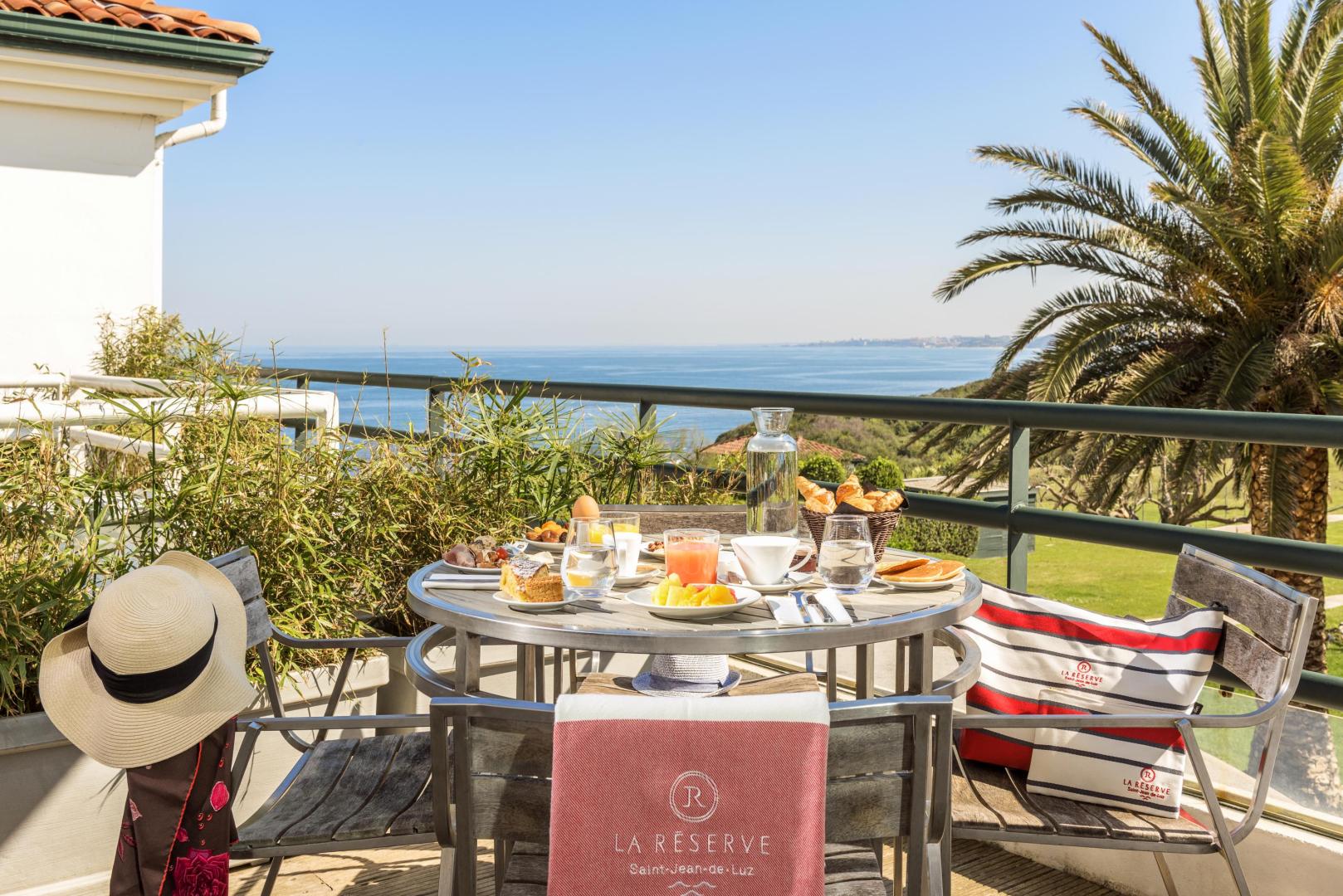 Hôtel La Réserve, un hotel de 4 estrellas con vistas al Océano Atlántico