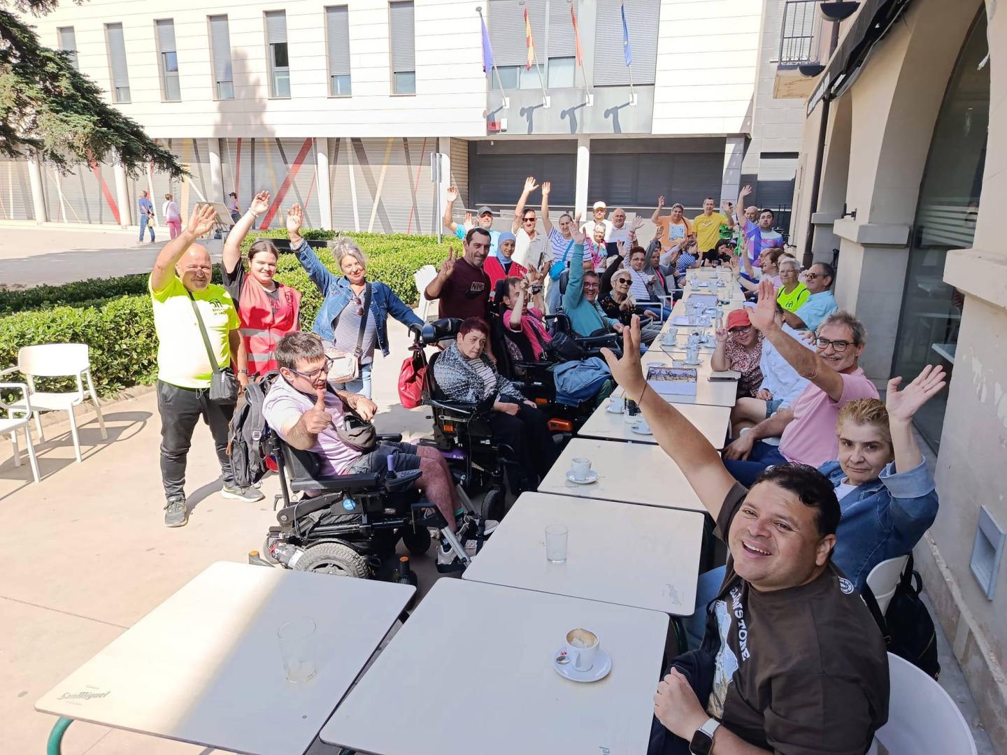 Algunos de los participantes en la jornada de movilidad y discapacidad