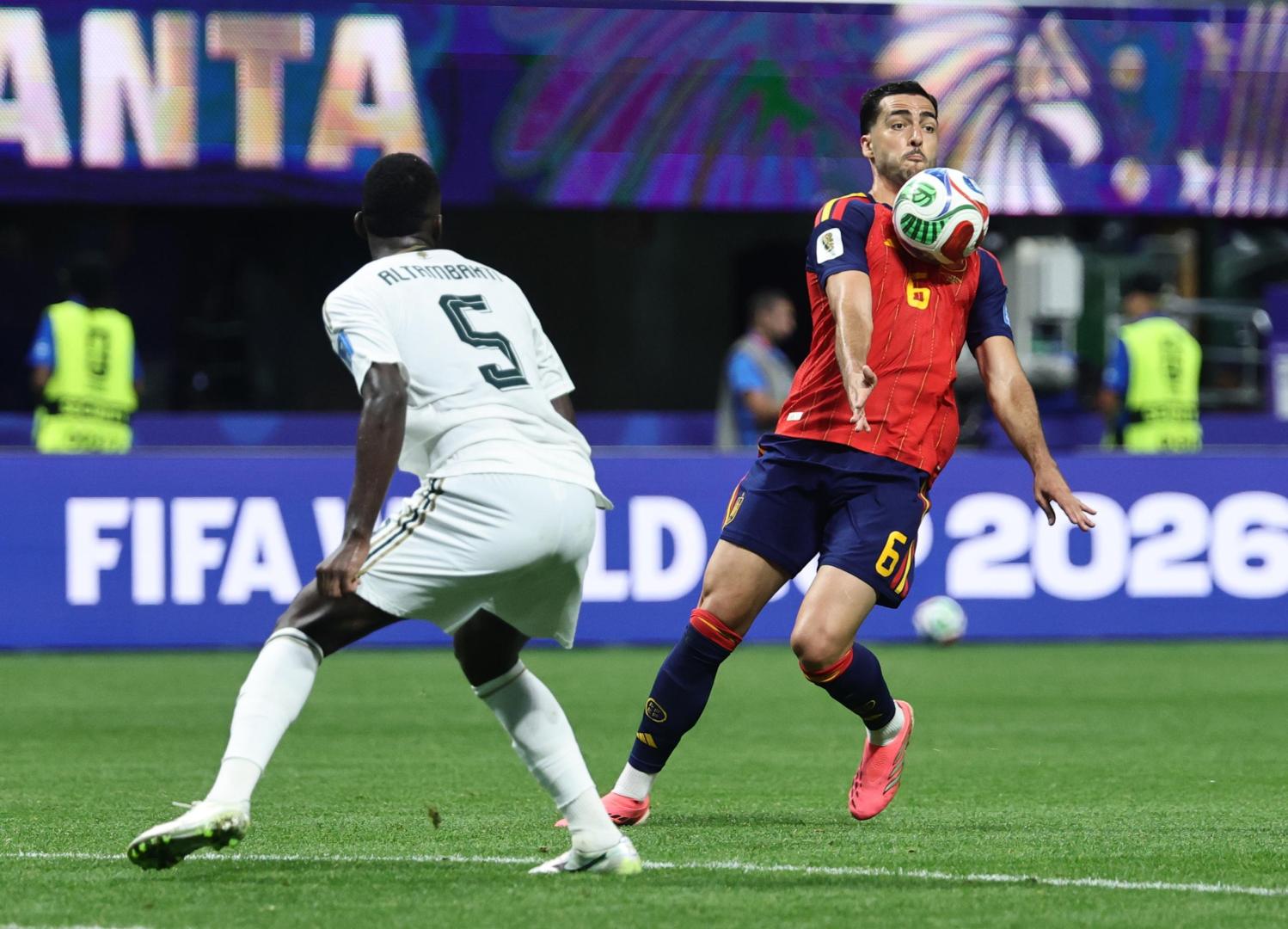 Mikel Merino, en el partido contra Arabia