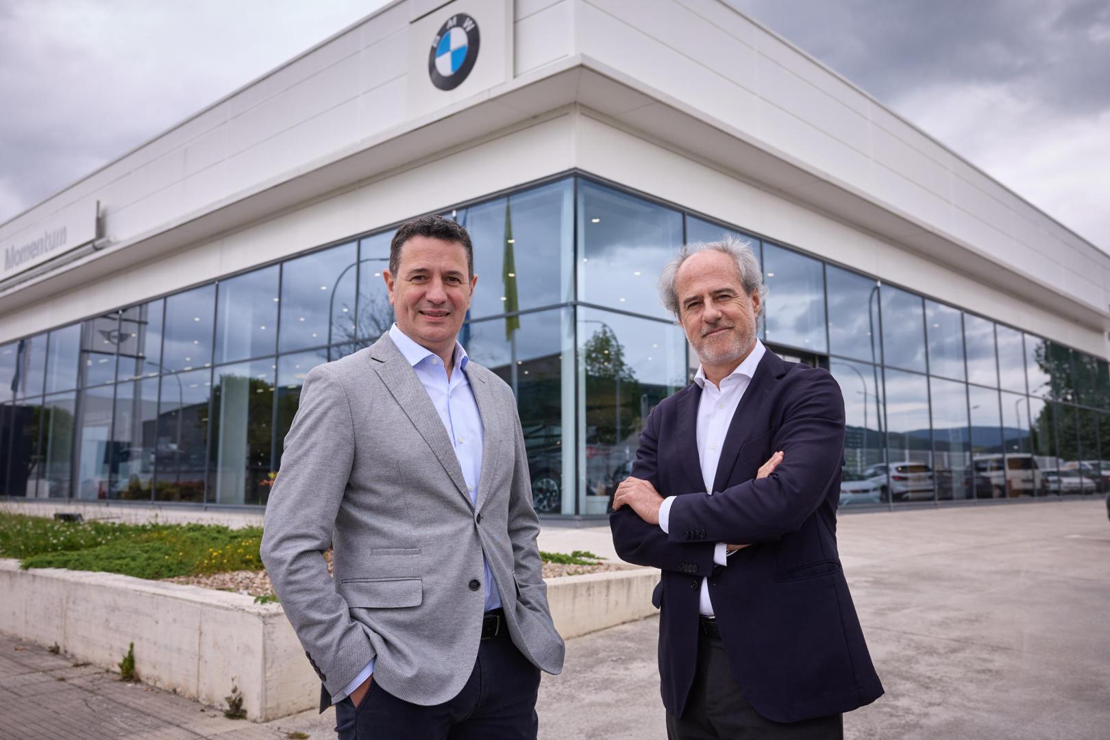 A* Jesús Garzaron F* 2026_04_29 T* Nuevos propietarios del concesionario MOMENTUM BMW en Noáin. L* Talluntxe, Noáin