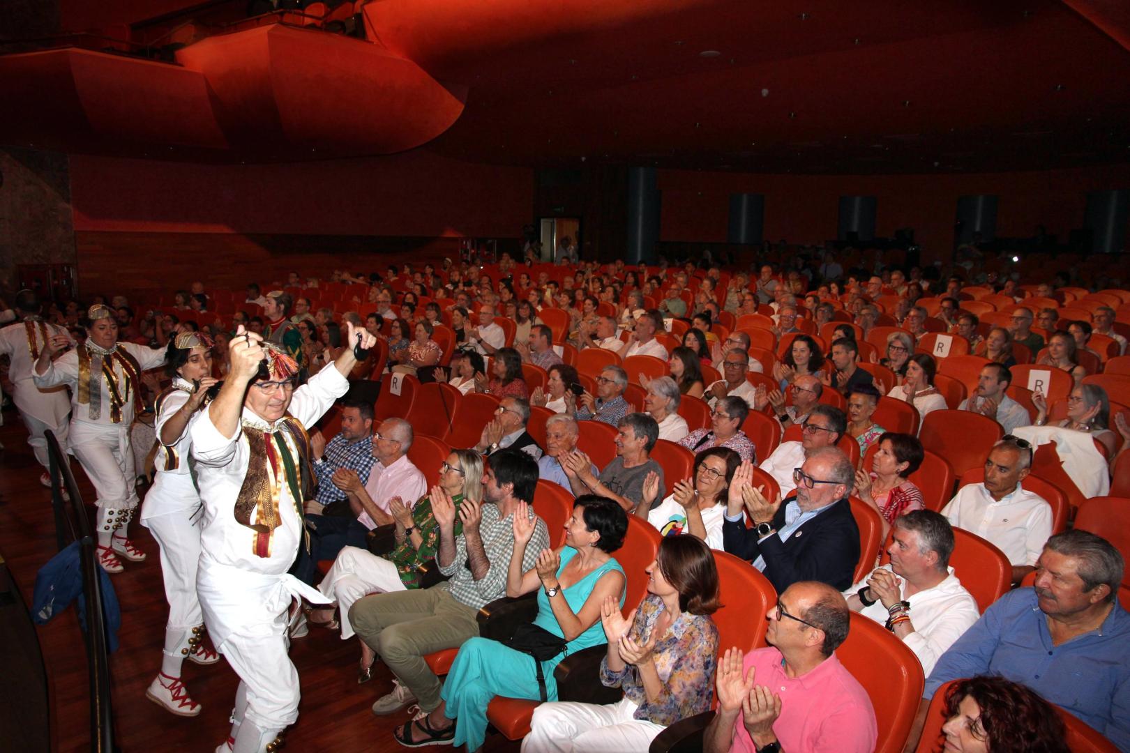 El Teatro Gaztambide de Tudela acogió la gala de celebración del 10º aniversario de Villa Javier