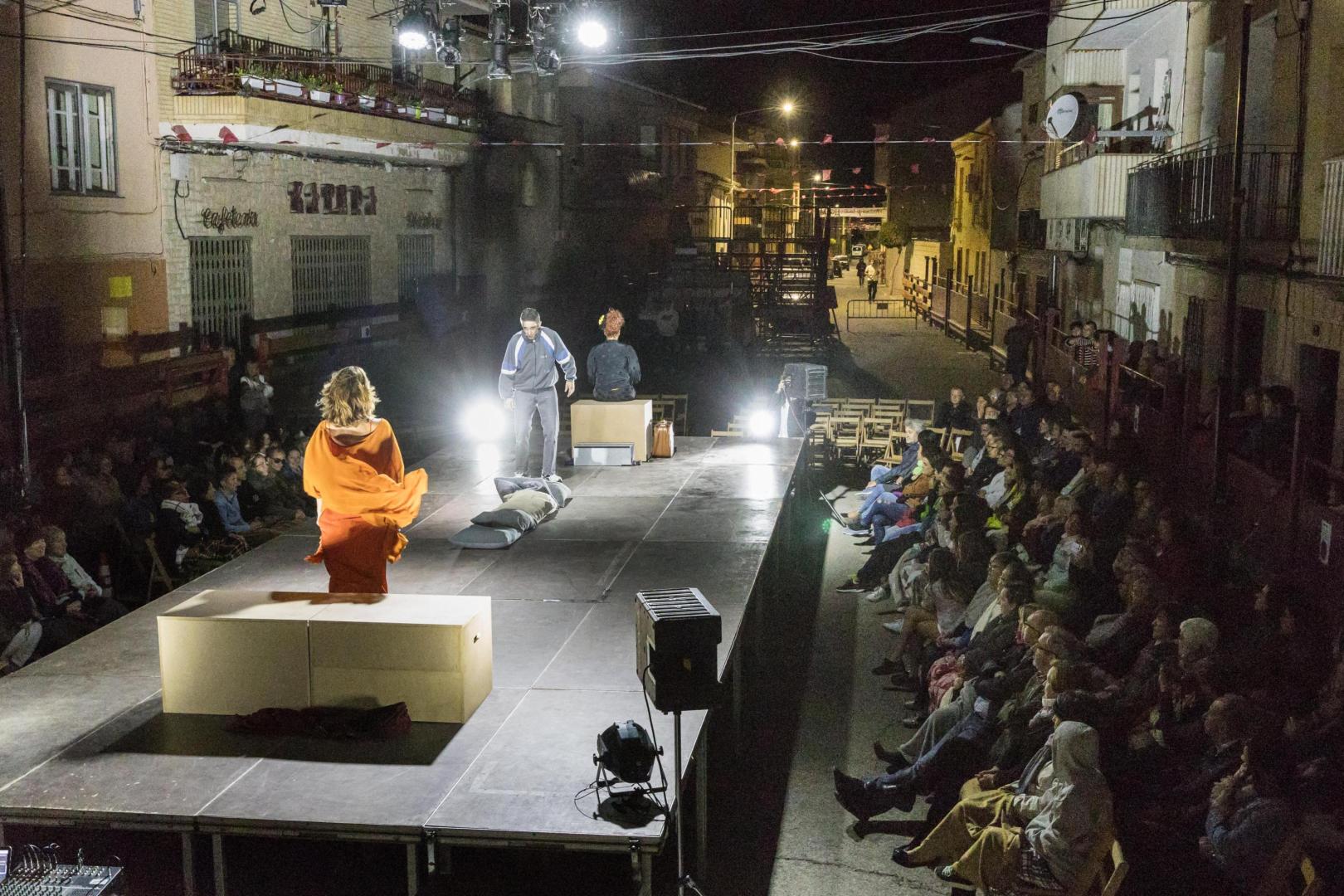 La plaza del Ayuntamiento de Cabanillas volverá a ser escenario de algunas de las obras del Festival de Teatro El Gallinero