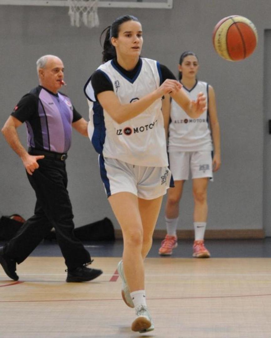 Ane Valero en su última temporada con el Mutilbasket.
