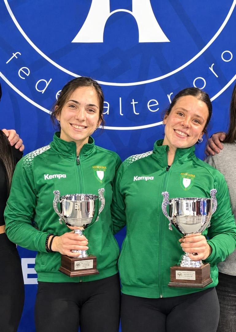 Elena Habbans y Naroa Arrasate, preparadas para el Europeo Júnior y sub-23 de halterofilia