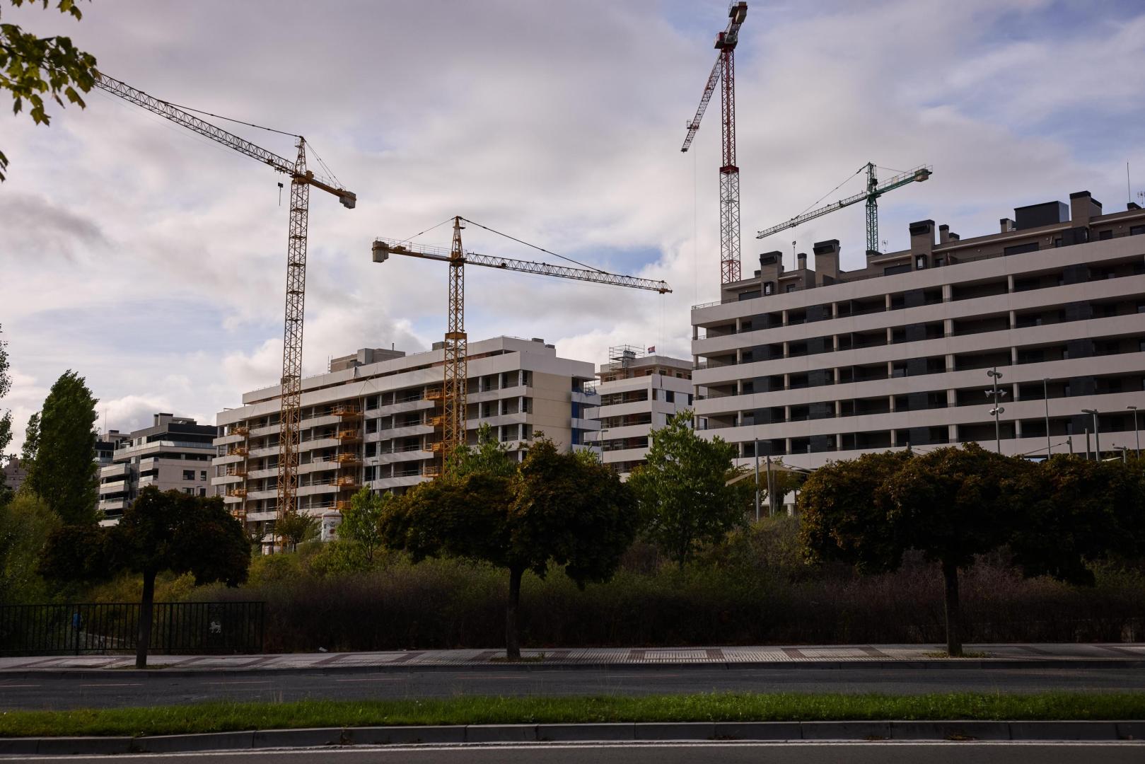Viviendas en construcción en Arrosadía (Pamplona)