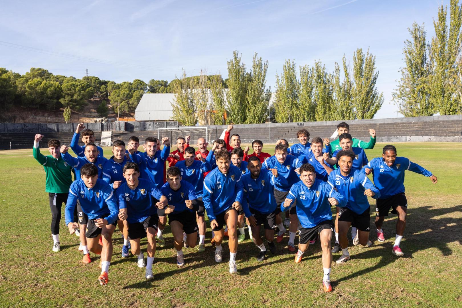 Los jugadores y el cuerpo técnico del Tudelano afrontan el encuentro copero ante el Real Zaragoza con seguridad, confianza e ilusión