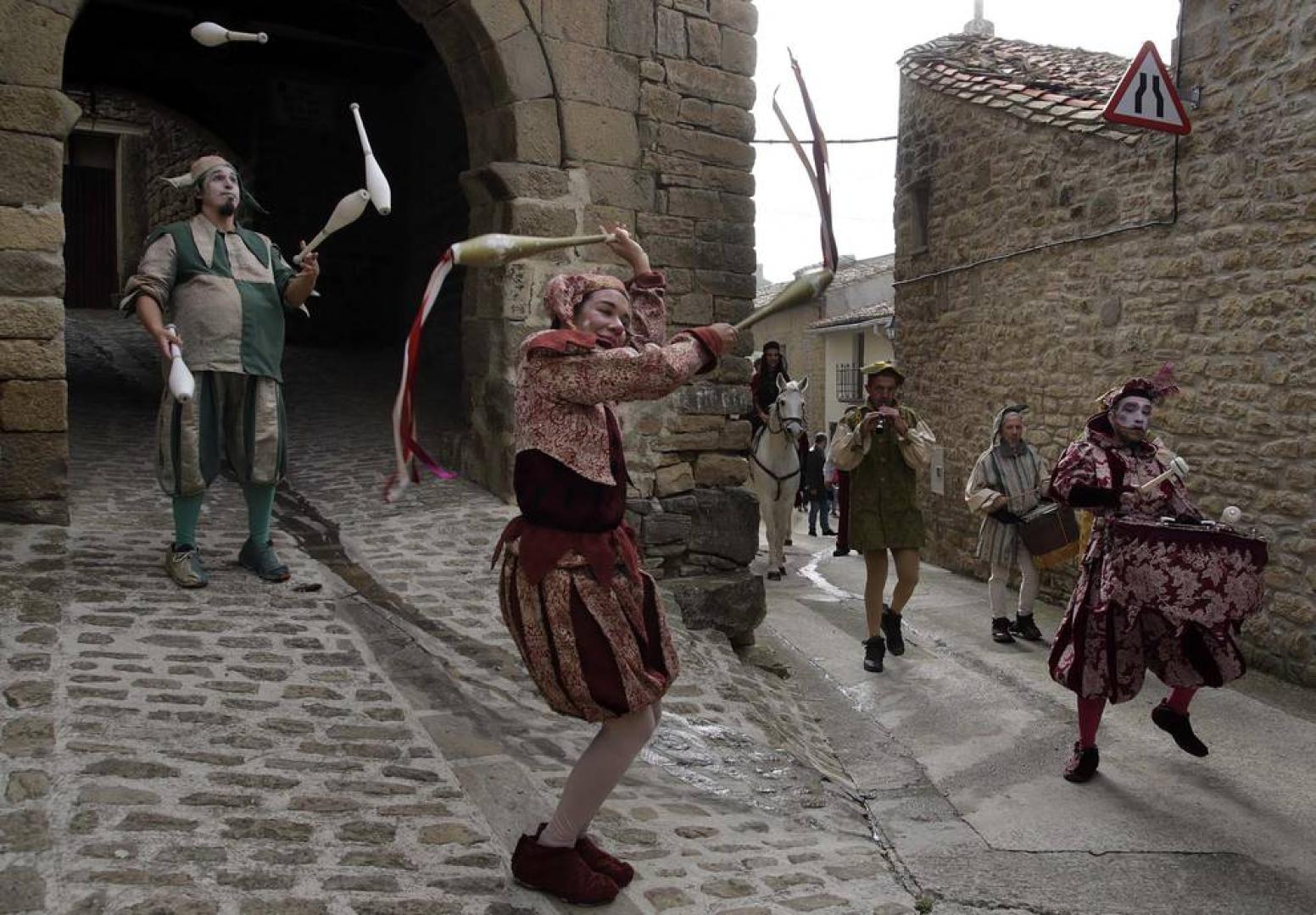Aibar celebró este sábado un mercado medieval en sus calles.
