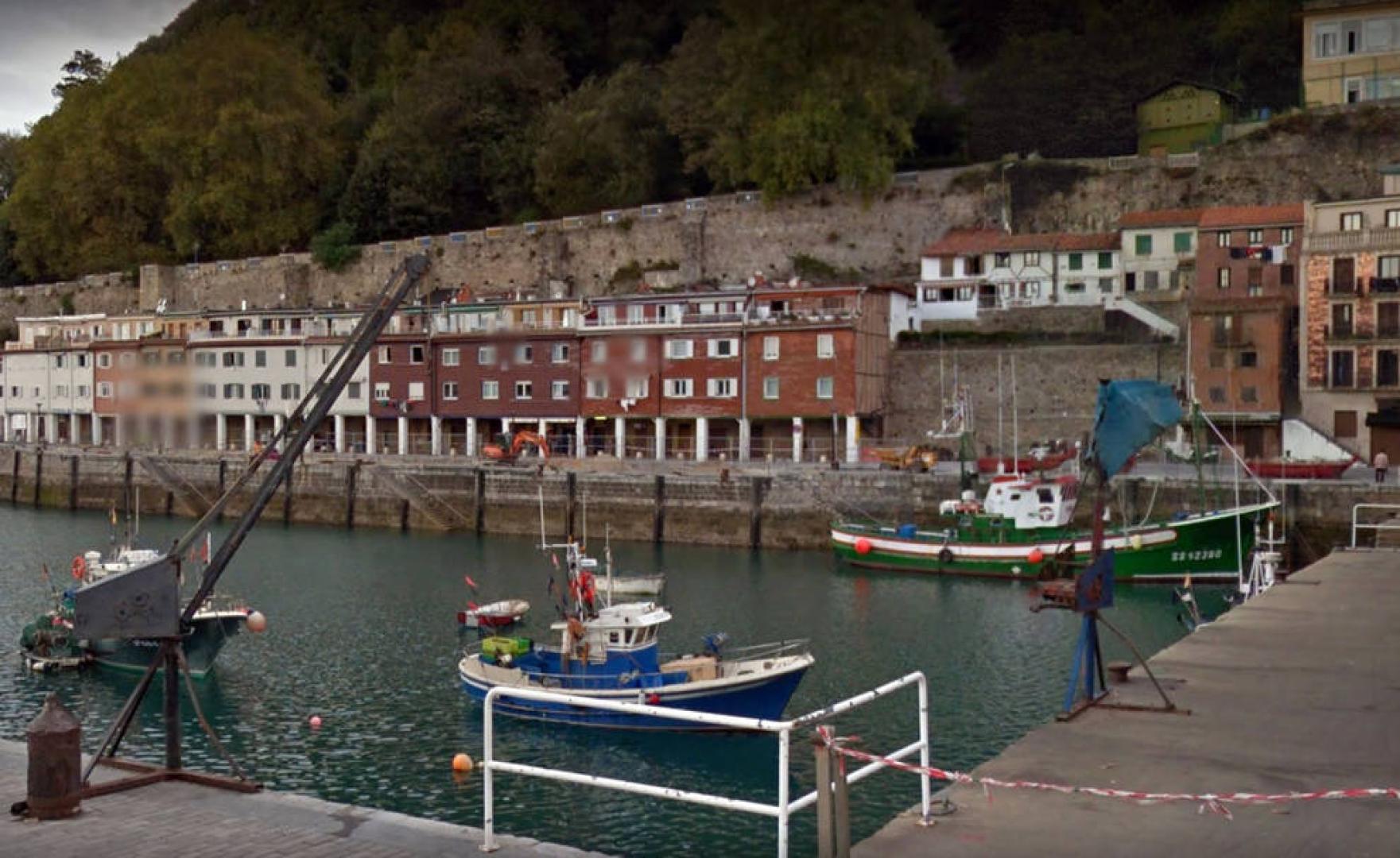 Las familias desalojadas del puerto de San Sebastián podrán volver en "3 o 4 días"