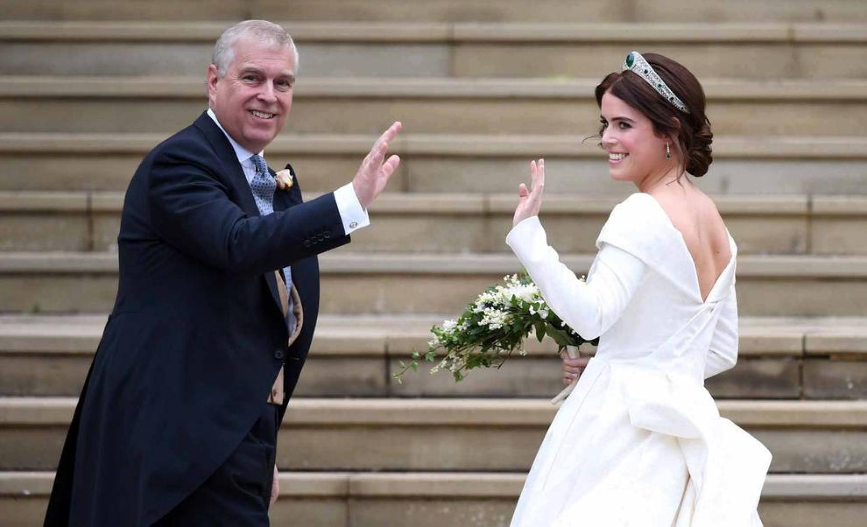 La princesa Eugenia se ha casado este viernes, 12 de octubre, con Jack Brooksbank, en la capilla de San Jorge en Windsor (Reino Unido)