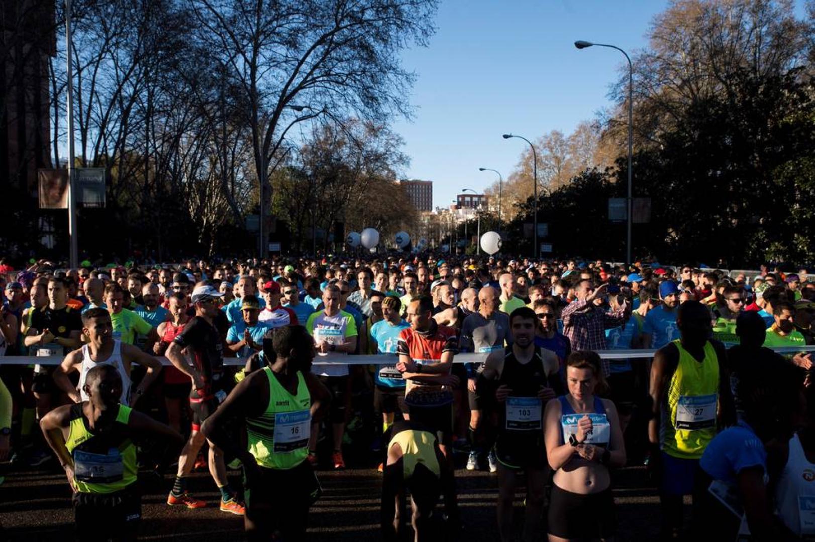 Un corredor de 29 años sufre una parada cardiaca en la media maraton de Madrid