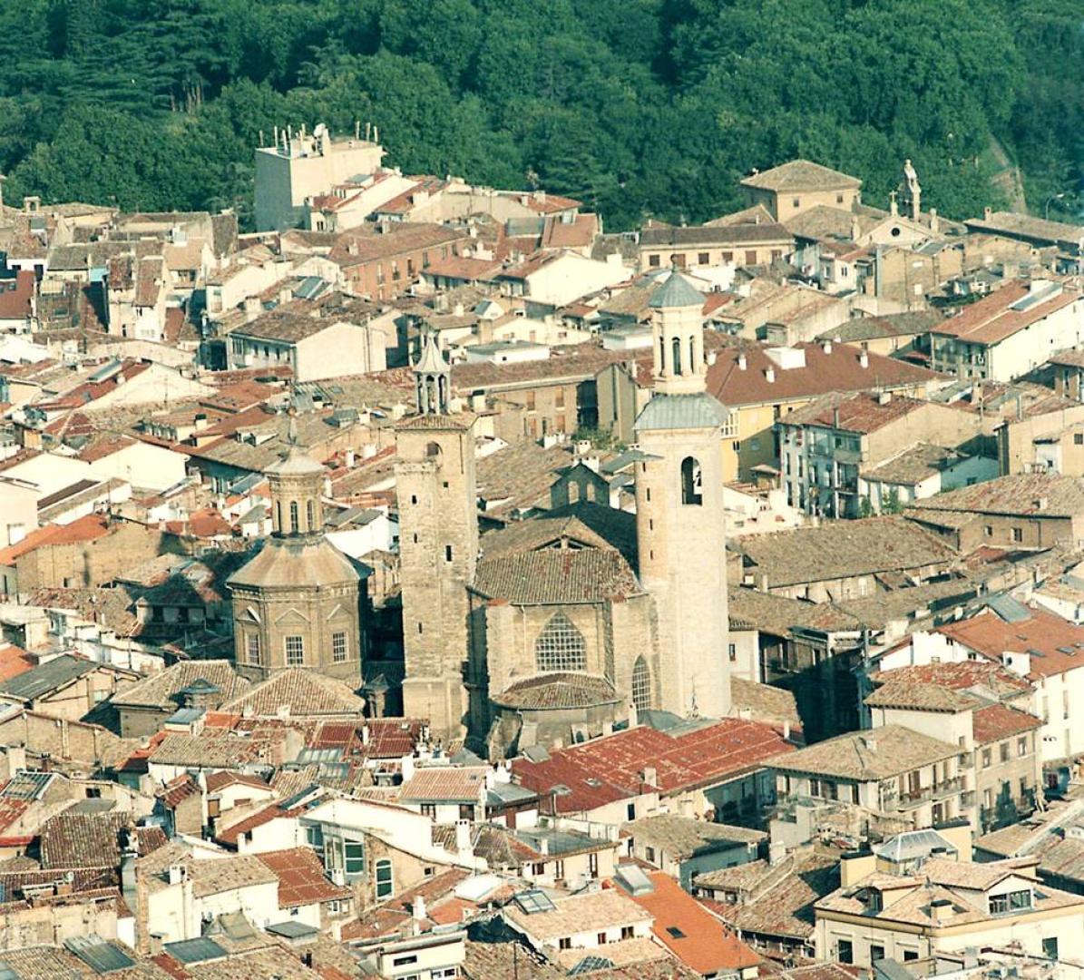 Vista aérea de la iglesia de San Saturnino.