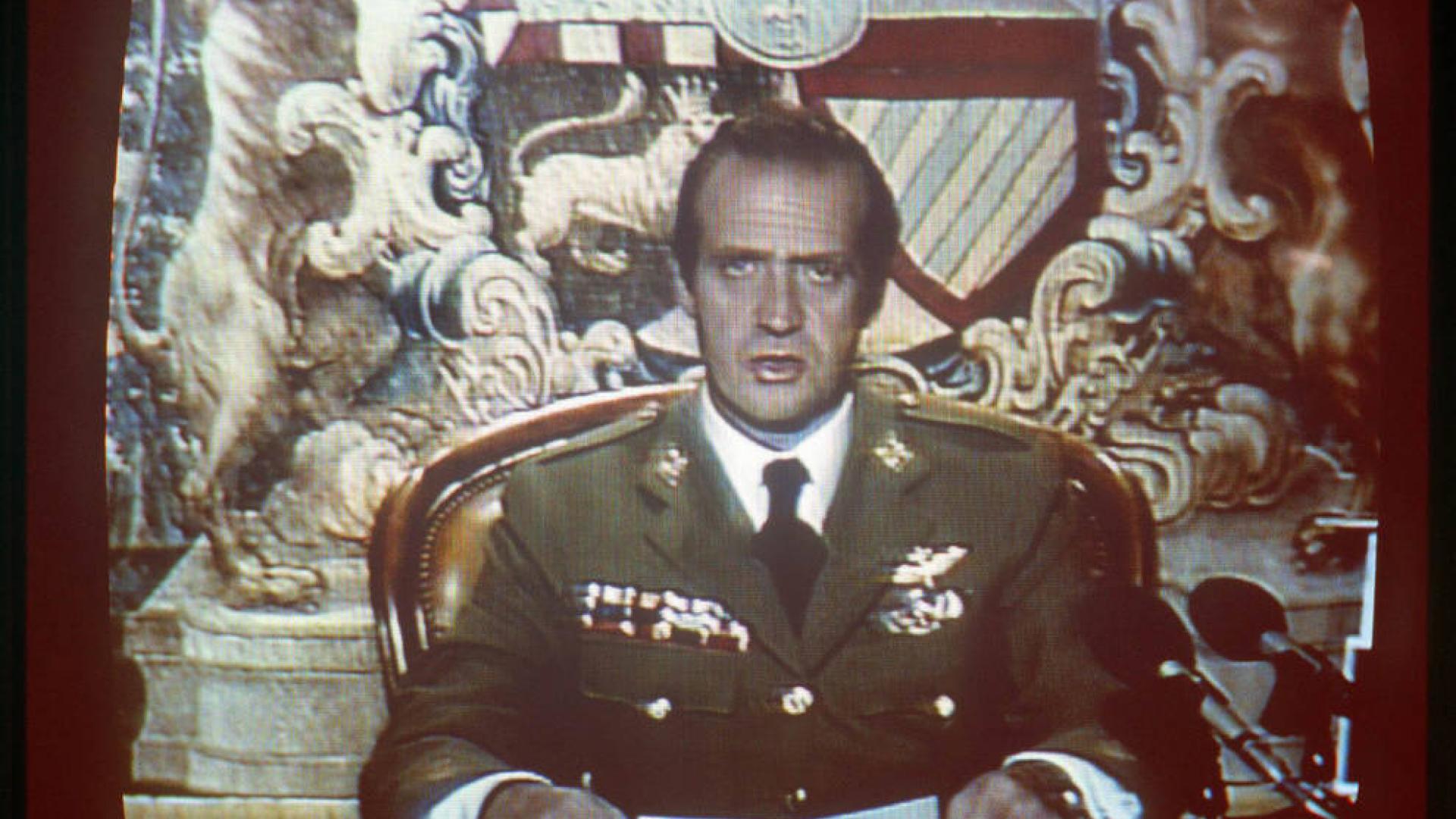 El rey Juan Carlos dirigió un mensaje televisado a la nación tras el intento de golpe de estado del 23F