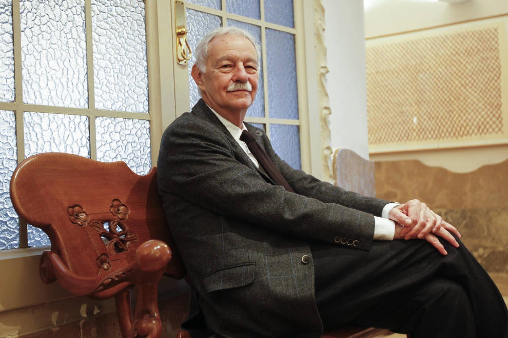 EDUARDO MENDOZA: "NO SÉ SI LOS GOBERNANTES, PERO TENEMOS LOS DELINCUENTES QUE MERECEMOS"