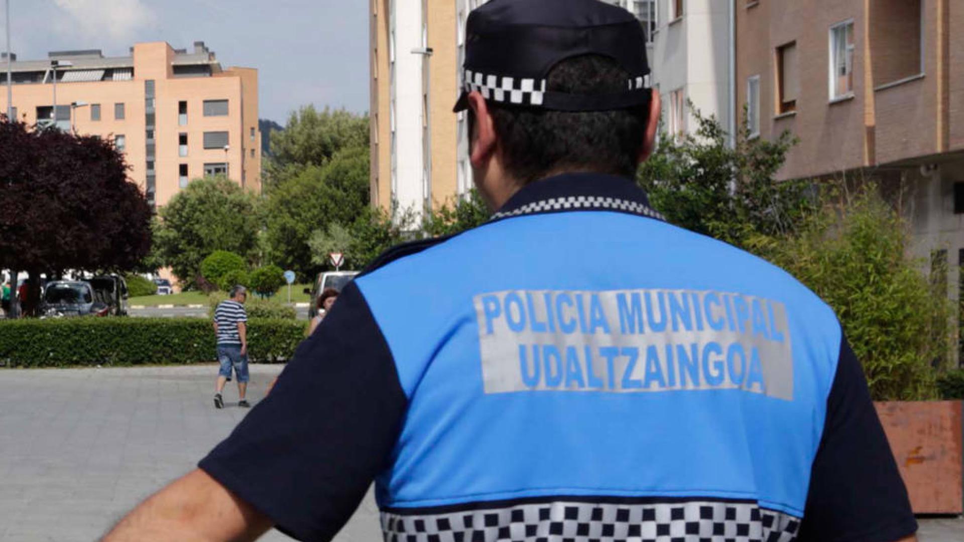 Un policía municipal de Ansoáin.